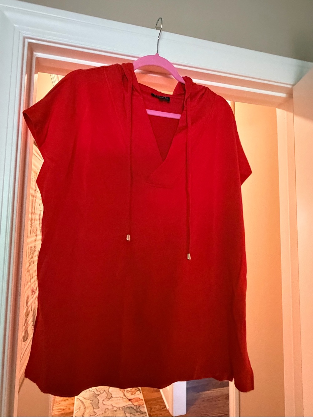 Red Hooded V-Neck Pull-On Top